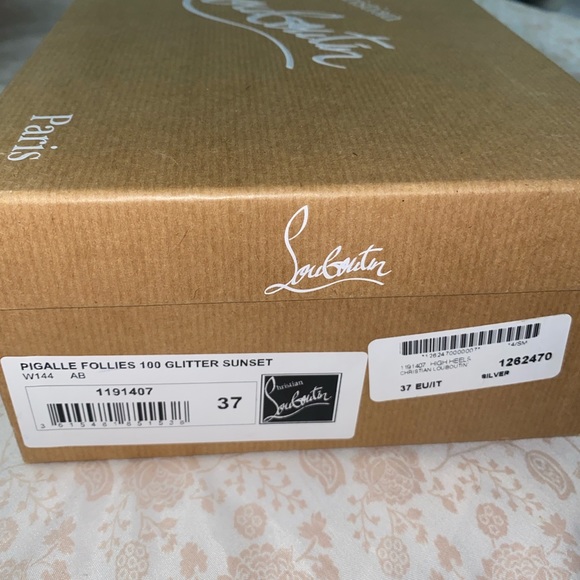 Glittery louboutin heels can be fixed/ clean flaws not noticeable up front come - Picture 2 of 4